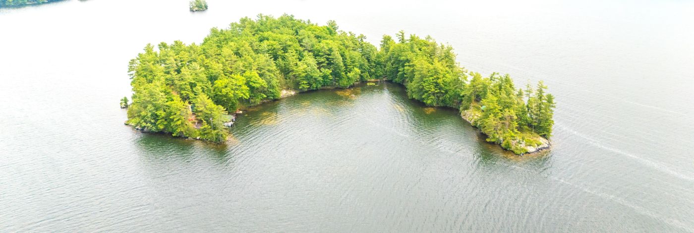 Horseshoes Island