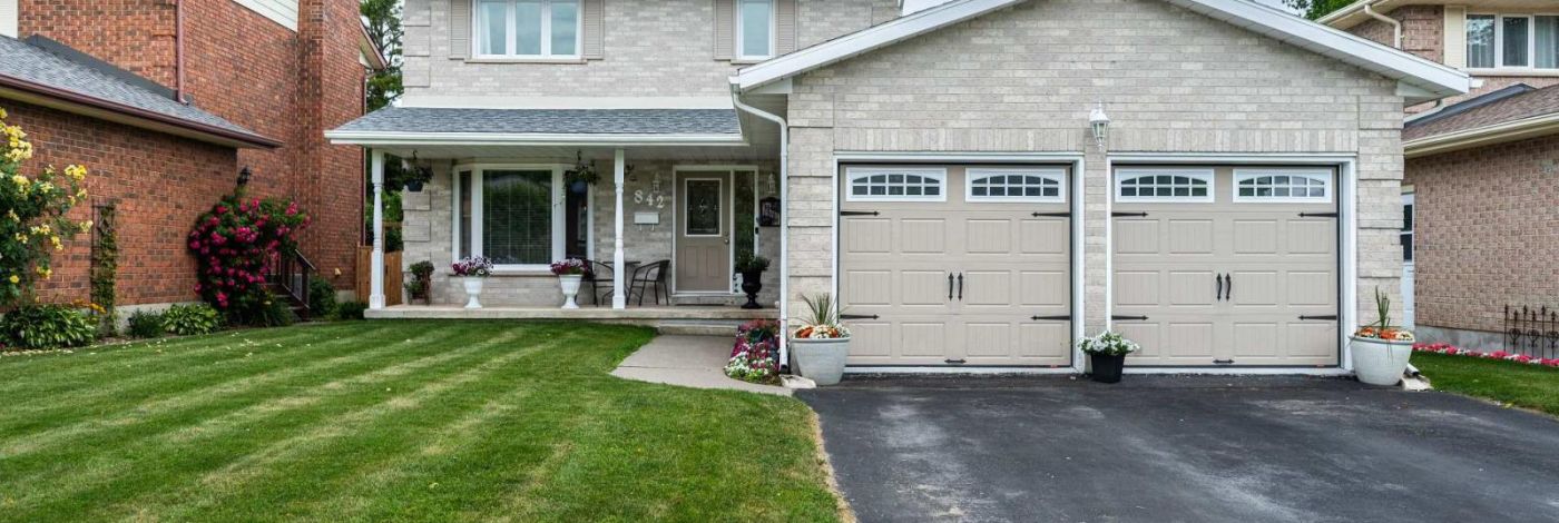 842 LANCASTER DRIVE