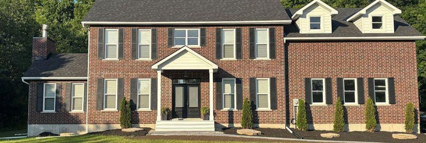 1012 APPLEWOOD LANE