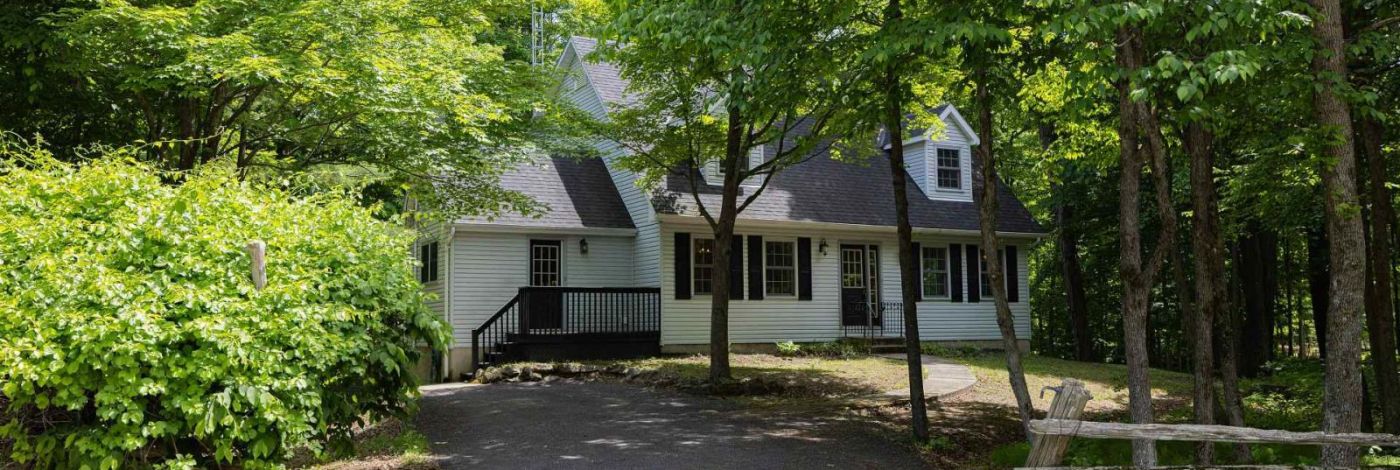 1403 NORWAY ROAD