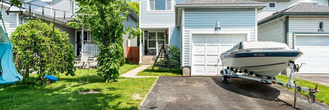 878 WALKER COURT