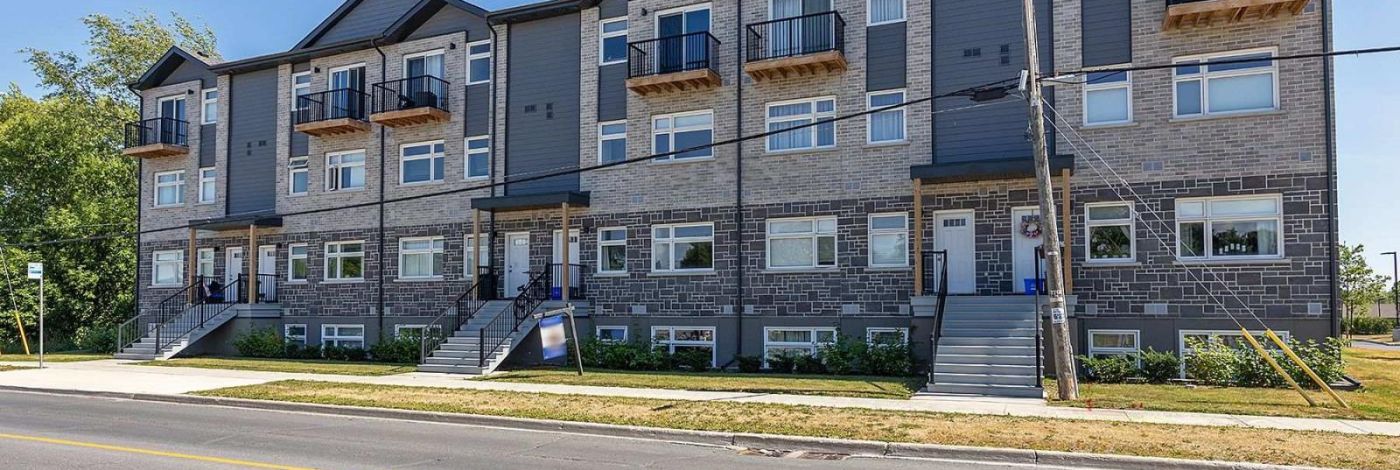 302 - 809 DEVELOPMENT DRIVE