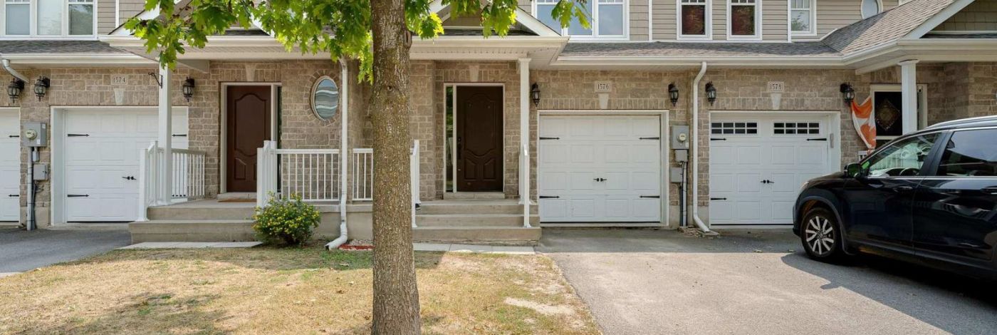 1576 CRIMSON CRESCENT