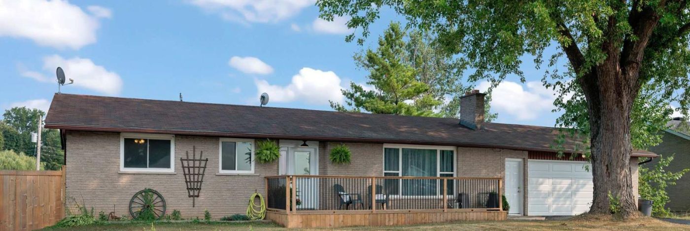 658 COUNTY ROAD 1 E