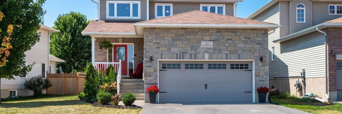 102 MCDONOUGH CRESCENT