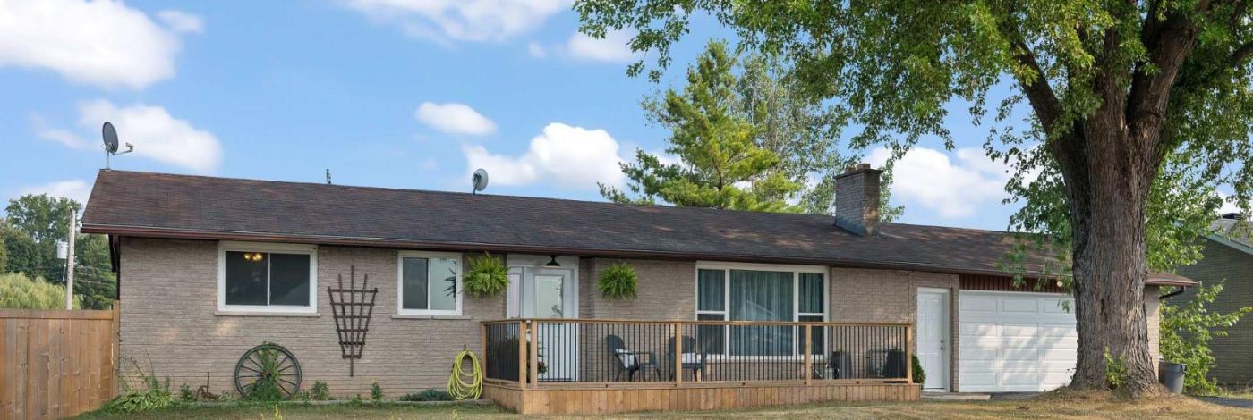 658 COUNTY ROAD 1 E