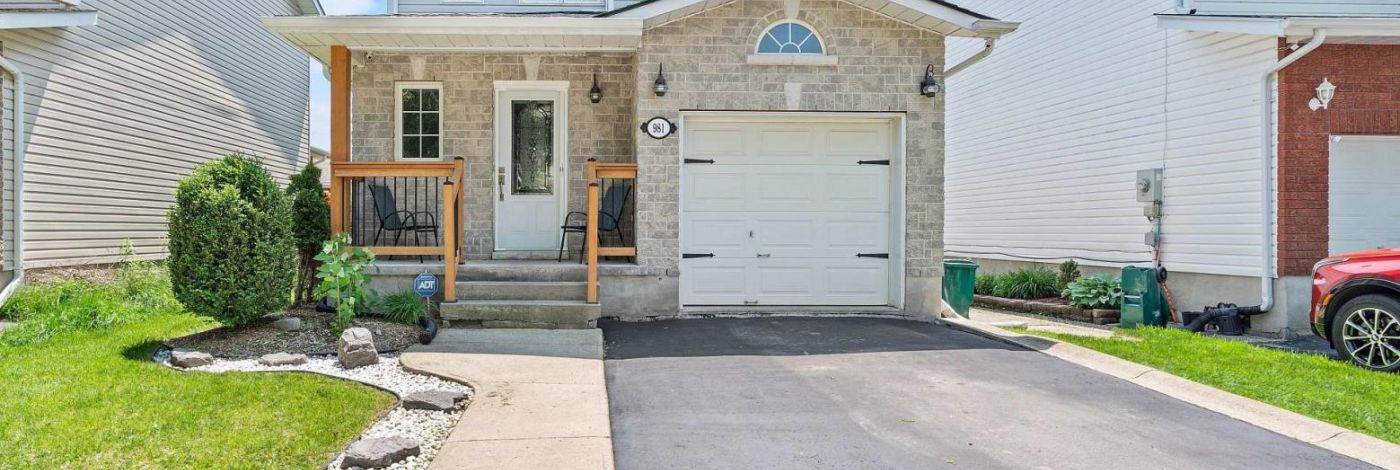 981 RAINBOW CRESCENT