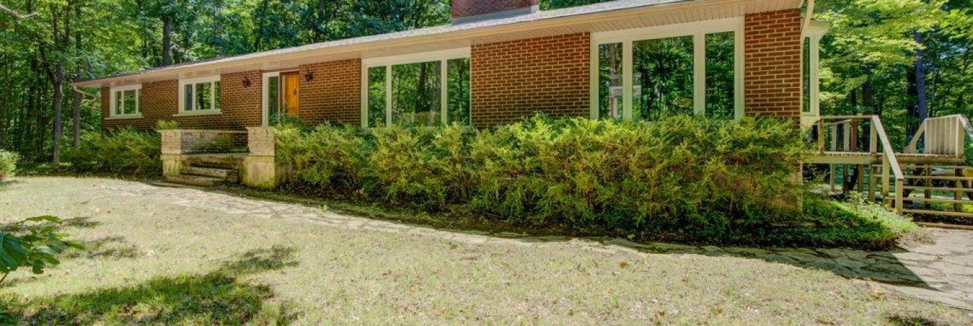 1600 GROUSEWOOD LANE
