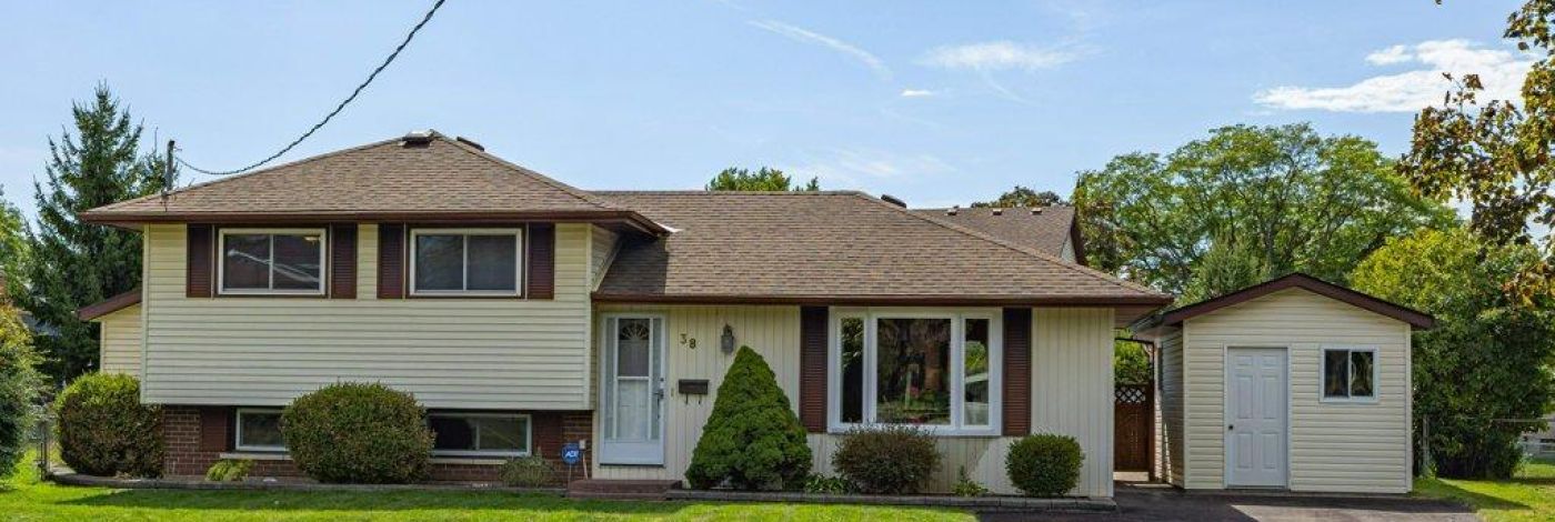 38 THORNCLIFFE DRIVE