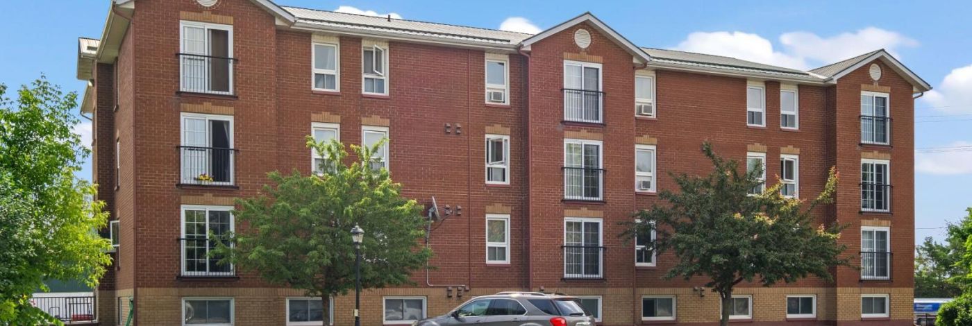 105 - 550 TALBOT PLACE