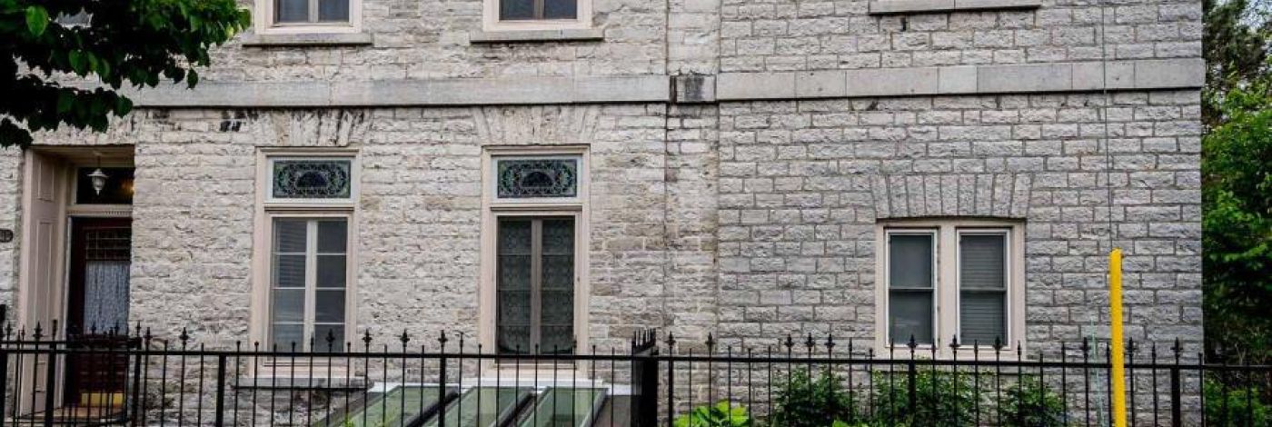 7 - 131 KING STREET E