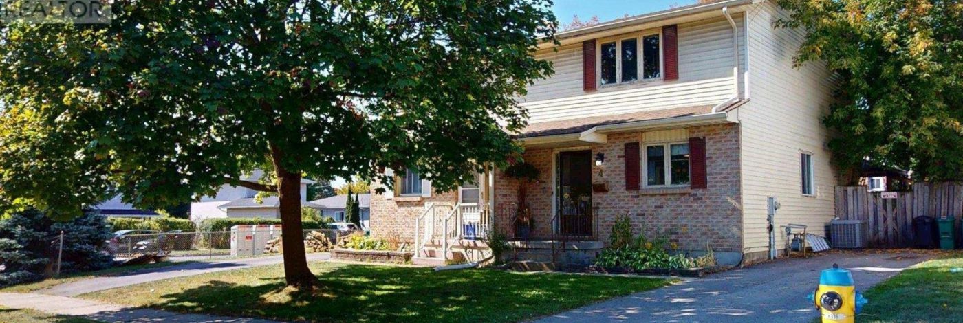 4 TRILLIUM COURT