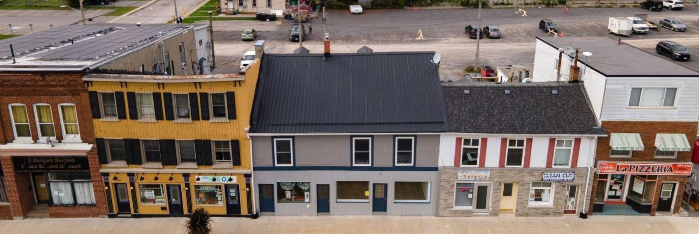 19/21 DUNDAS STREET W