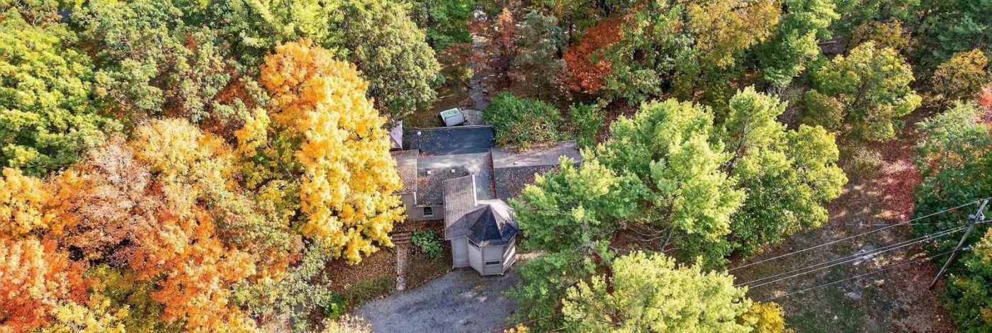 18 HICKORY LANE