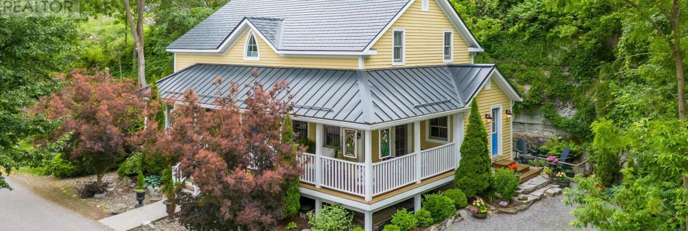 222 GREEN BAY ROAD
