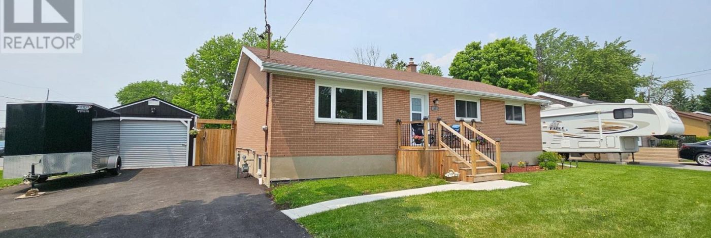 1453 WOODFIELD CRESCENT