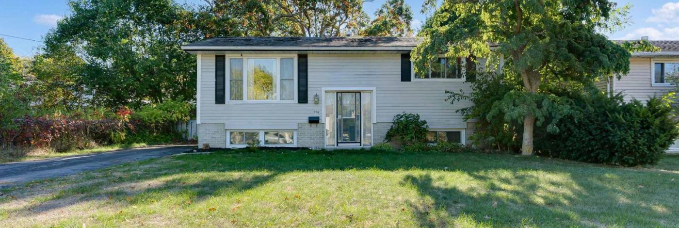 704 AYLMER CRESCENT
