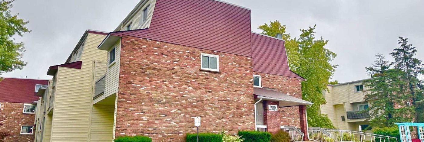 107 - 1010 PEMBRIDGE CRESCENT