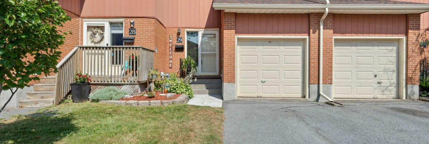 29 - 19 MACPHERSON AVENUE