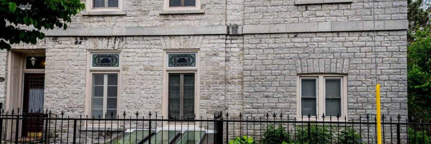 7 - 131 KING STREET E