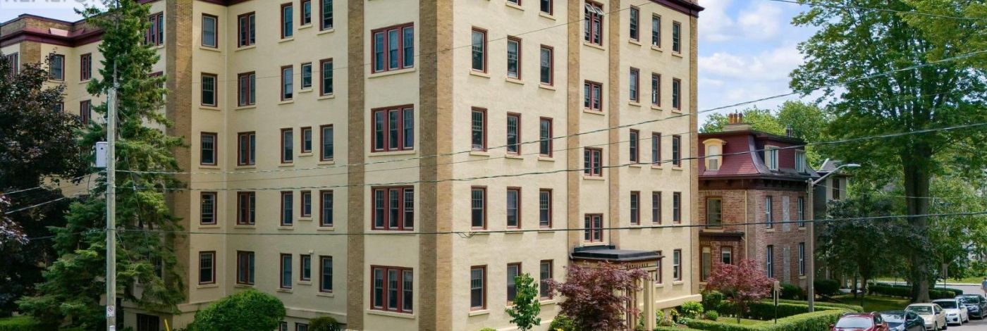 302 - 67 SYDENHAM STREET