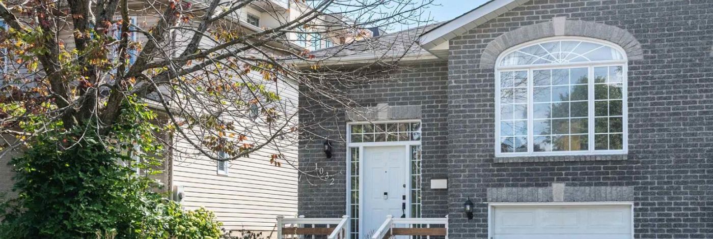 1032 REDWOOD CRESCENT