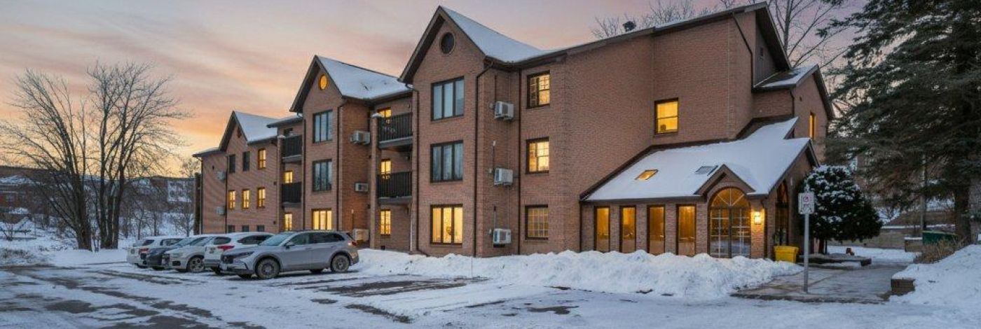 204 - 11 CENTRE STREET