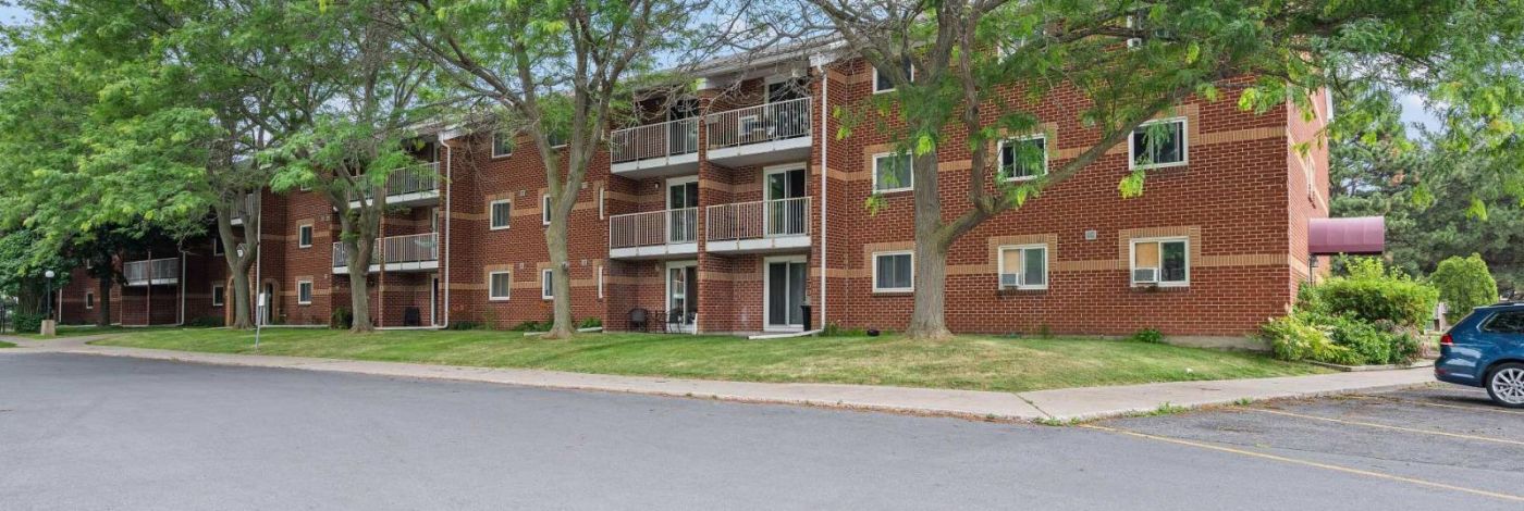 114 - 573 ARMSTRONG ROAD E