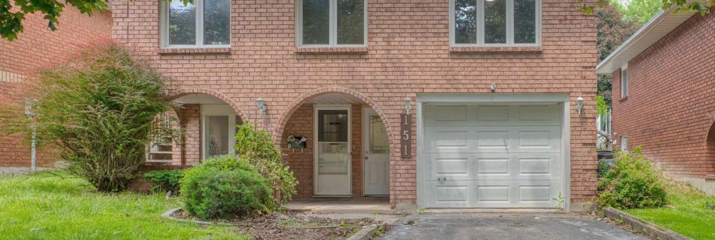 2 - 151 DAUPHIN AVENUE