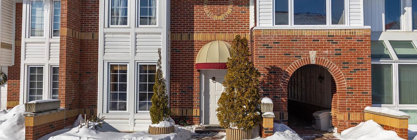 16 - 1 PLACE D'ARMES