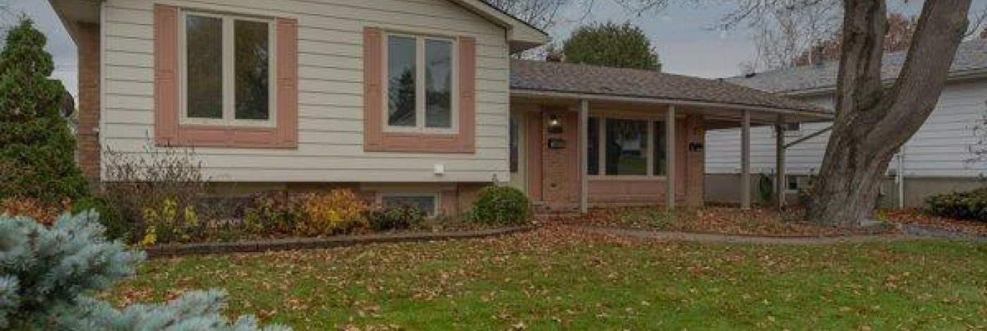 1 - 811 OVERLEA COURT