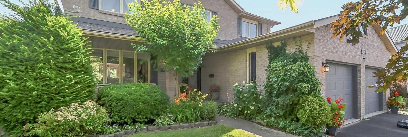 1098 CAITLIN CRESCENT