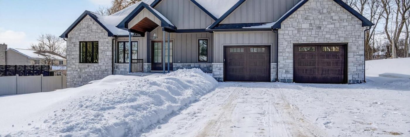 371 MAPLE RIDGE DRIVE