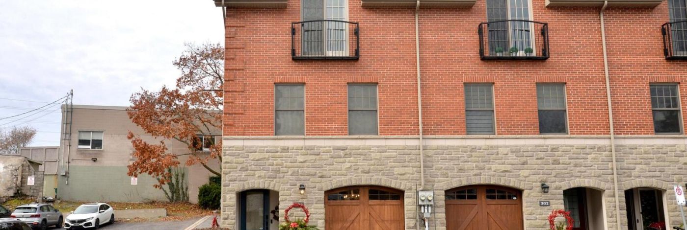 300 WELLINGTON STREET