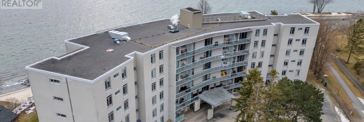 106 - 1 MOWAT AVENUE