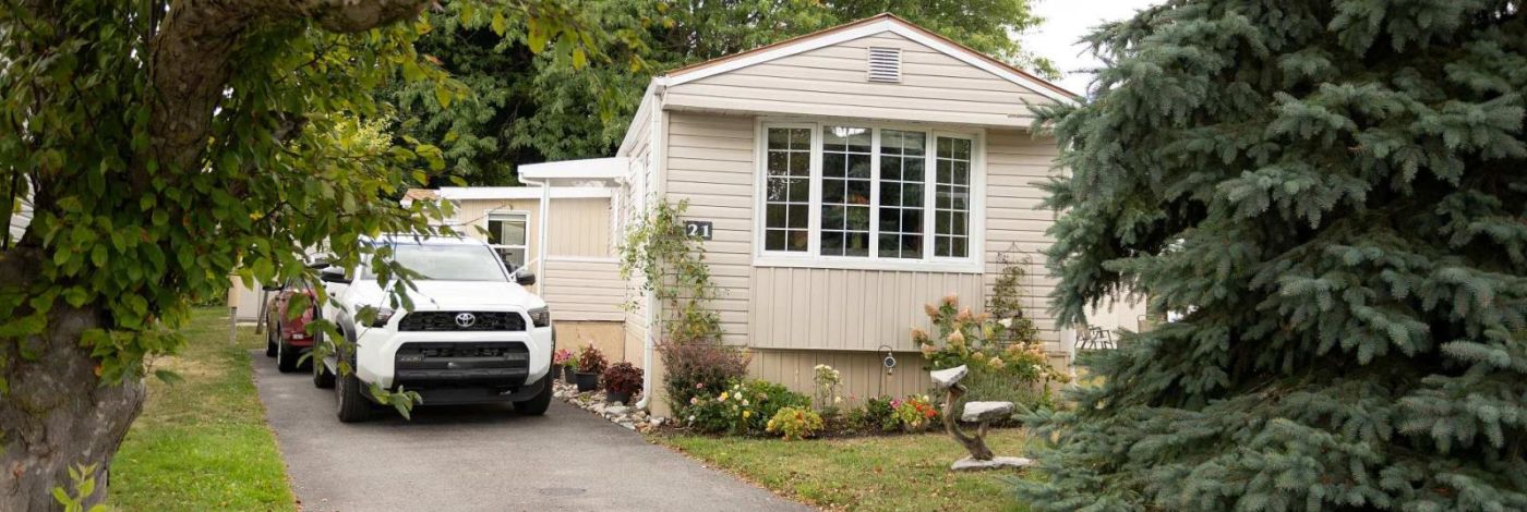 21 POWLEY GARDEN DRIVE