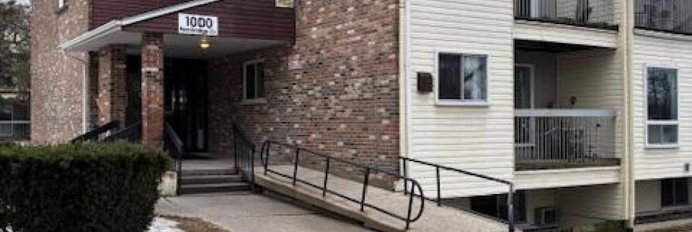 102 - 1000 PEMBRIDGE CRESCENT