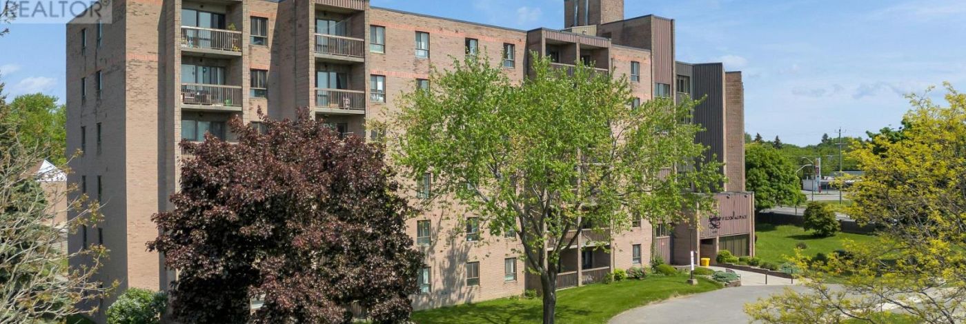 301 - 17 ELDON HALL PLACE