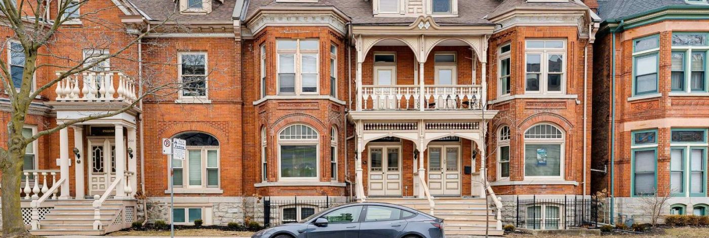 1 - 250 KING STREET E