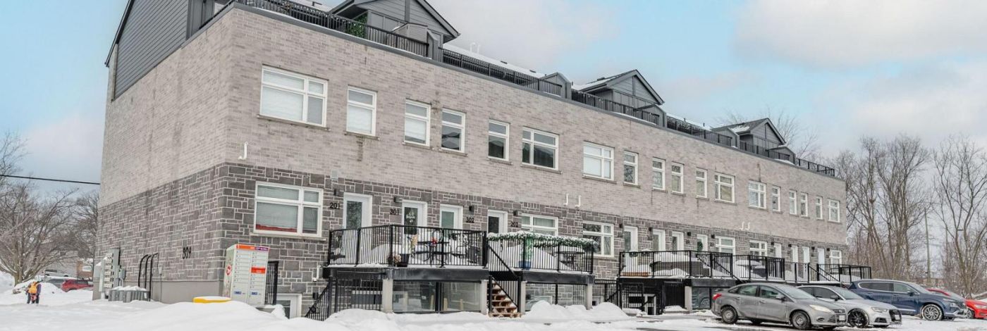 105 - 809 DEVELOPMENT DRIVE