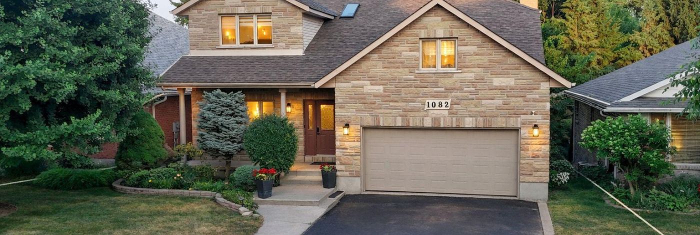 1082 CAITLIN CRESCENT