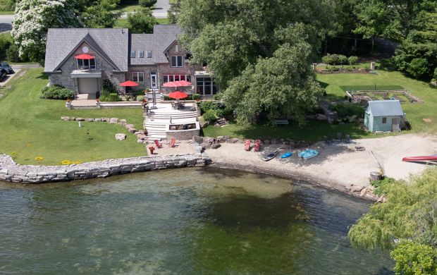 147 1000 Islands Parkway