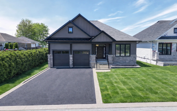 190 Jean Drive 