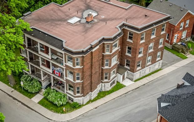 2-244 Barrie Street