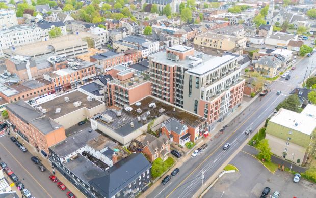 315-223 Princess Street 