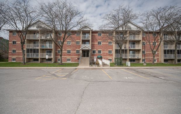 411-316 Kingsdale Avenue