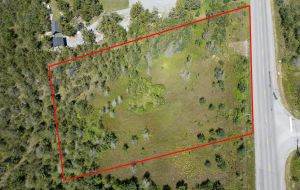 1707 County Road 2, Hillier