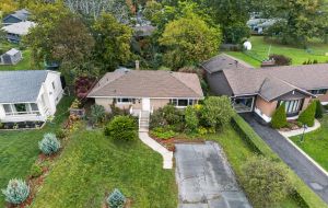 39 Fairfield BLVD 