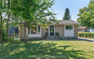 1284 WAVERLEY CRESCENT