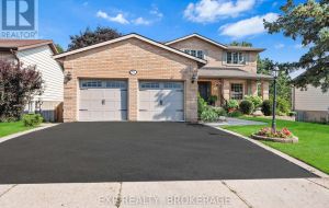 564 BRAESIDE CRESCENT
